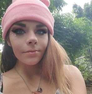 Meet your Posher, Destiny